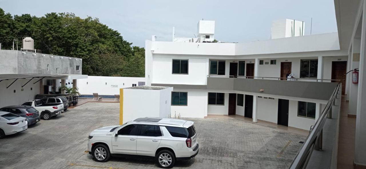 Hotel Puerto カンペチェ エクステリア 写真